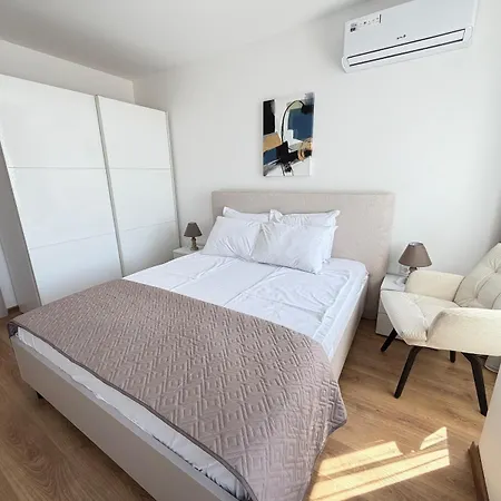Rakovina Apartment3 Apartman Kraymorie